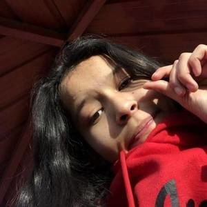 Meet your Posher, Sofia